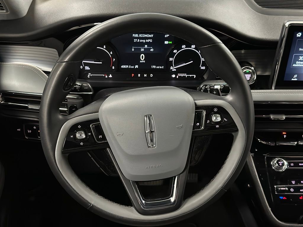 Used 2022 Lincoln Corsair FWD image 5