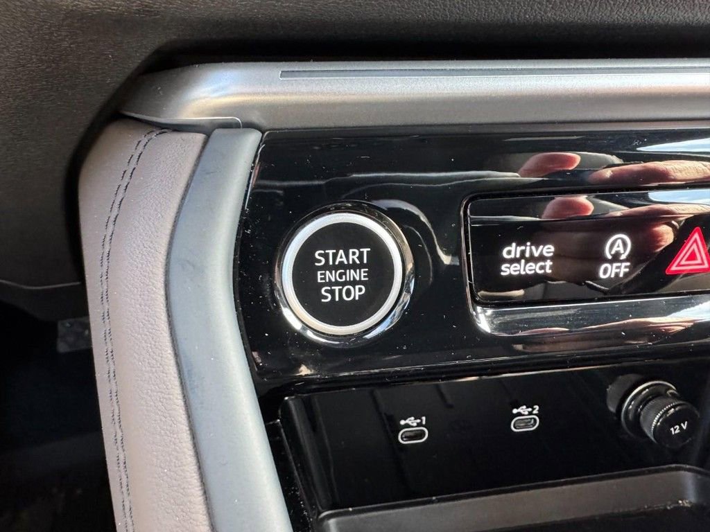 Used 2025 Audi Q5 Premium Plus image 22