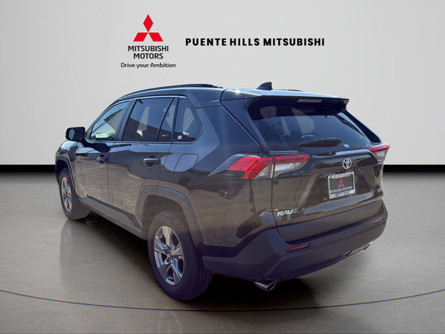Used 2025 Toyota RAV4 XLE FWD image 7