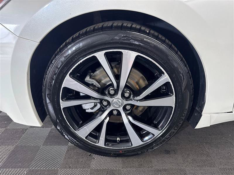 Used 2017 Nissan Maxima 3.5 SL FWD image 23