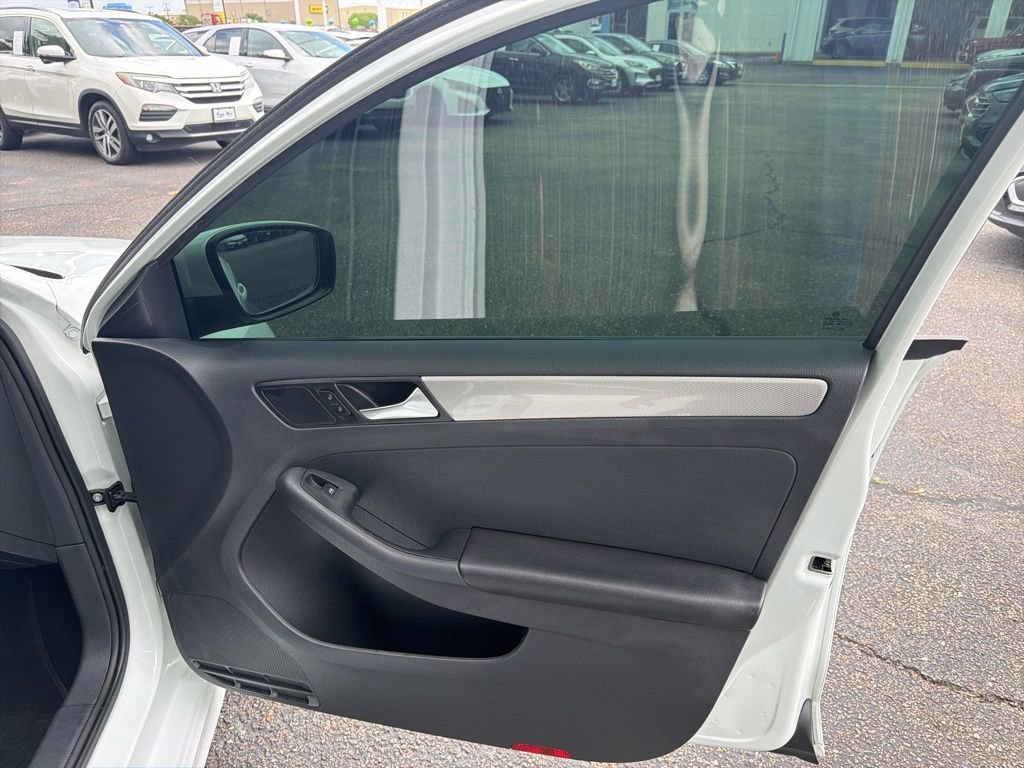 Used 2018 Volkswagen Jetta S image 28