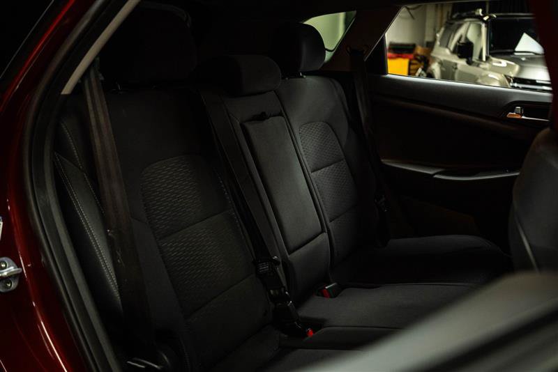 Used 2019 Hyundai Tucson Value FWD image 11