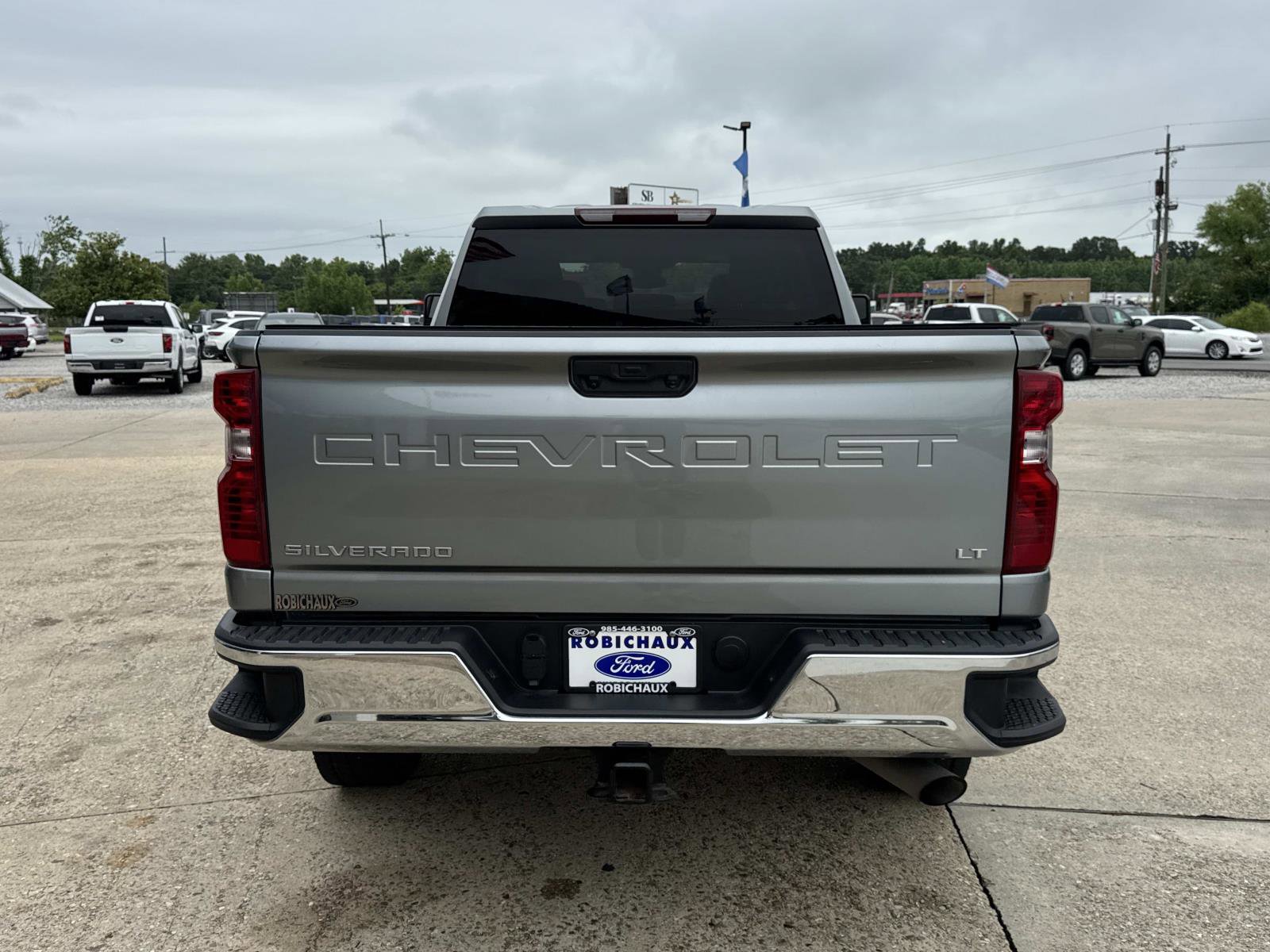 Used 2024 Chevrolet Silverado 2500 LT w/ Convenience Package AWD/4WD image 6