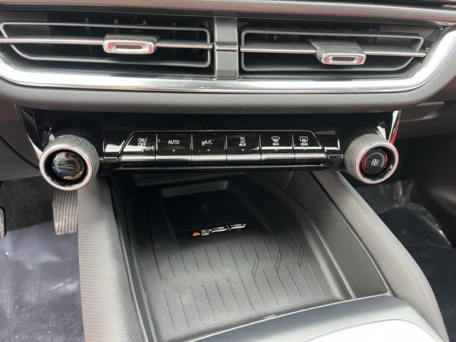 New 2026 Chevrolet Equinox EV RS image 29