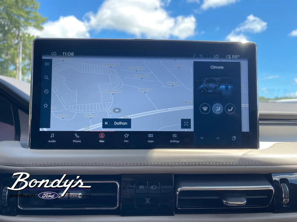 Used 2021 Lincoln Nautilus AWD w/ Equipment Group 101A image 5