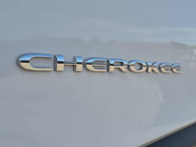 Used 2022 Jeep Cherokee Latitude Lux AWD/4WD image 13