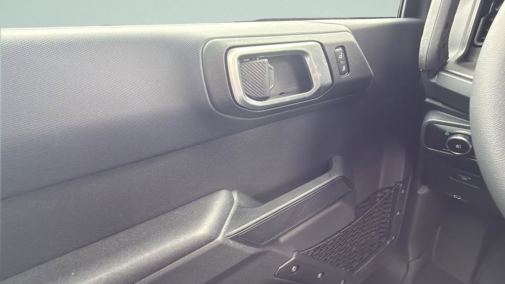 New 2026 Ford Bronco Big Bend w/ Black Diamond Package image 11