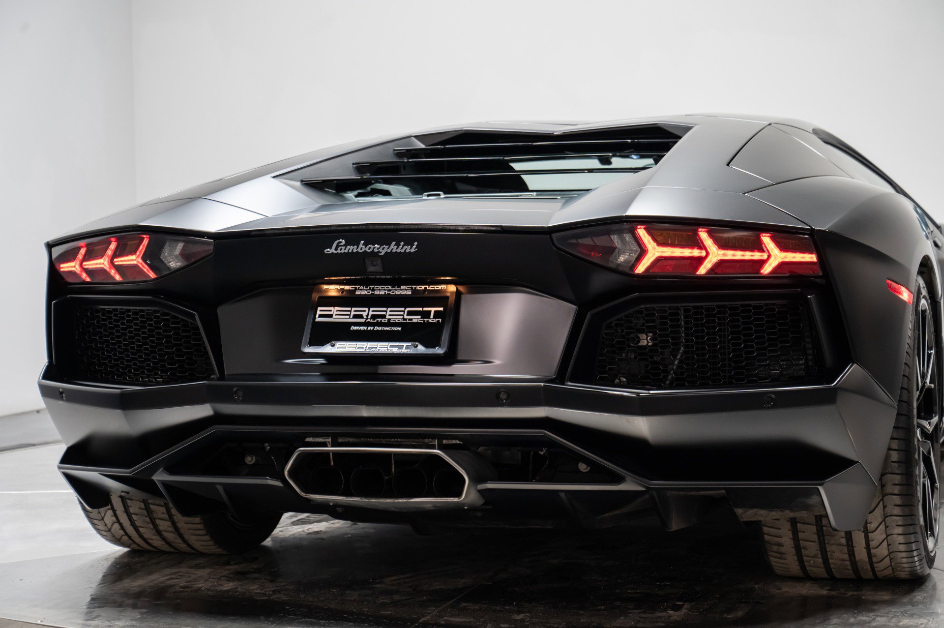 Used 2014 Lamborghini Aventador LP 700-4 image 57