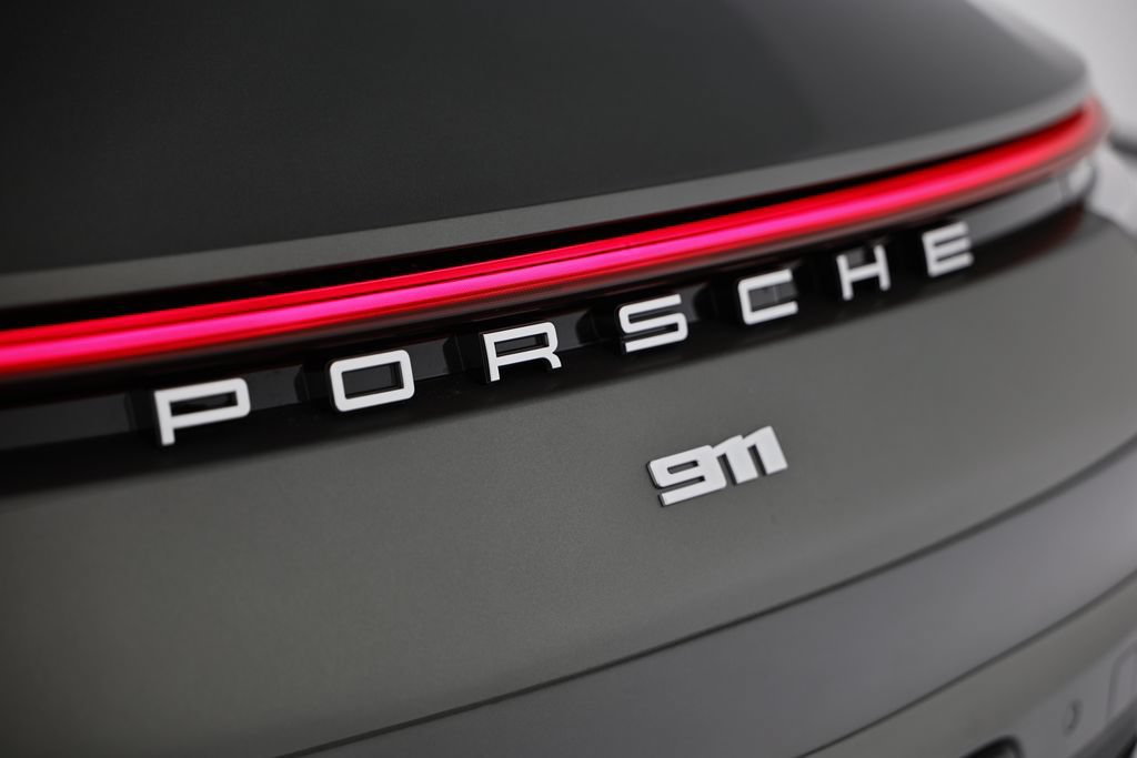 Certified 2022 Porsche 911 Carrera RWD image 17