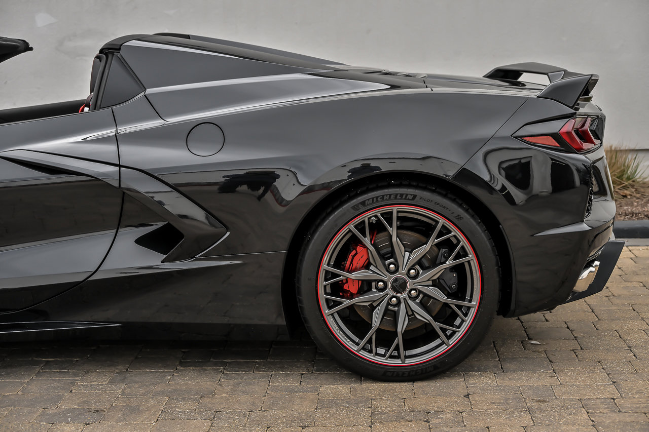 Used 2023 Chevrolet Corvette Stingray Premium Conv w/ Z51 Performance Package image 14