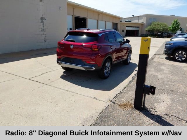 Used 2022 Buick Encore GX Essence w/ Advanced Technology Package FWD image 4
