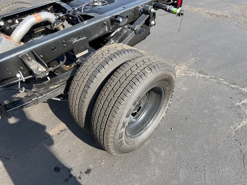 New 2026 RAM 3500 Tradesman AWD/4WD image 32