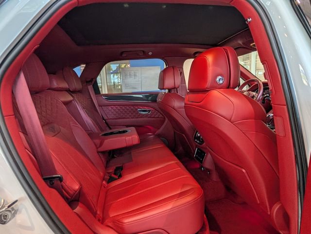 Used 2022 Bentley Bentayga Speed image 14
