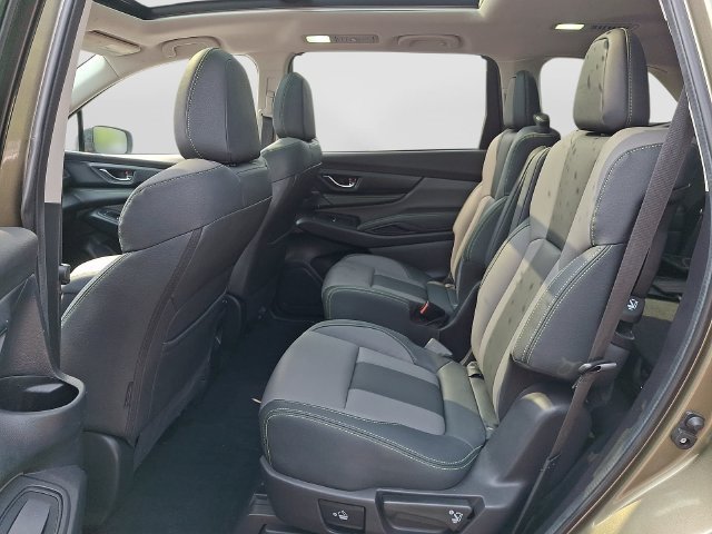 Used 2023 Subaru Ascent Onyx Edition AWD/4WD image 12
