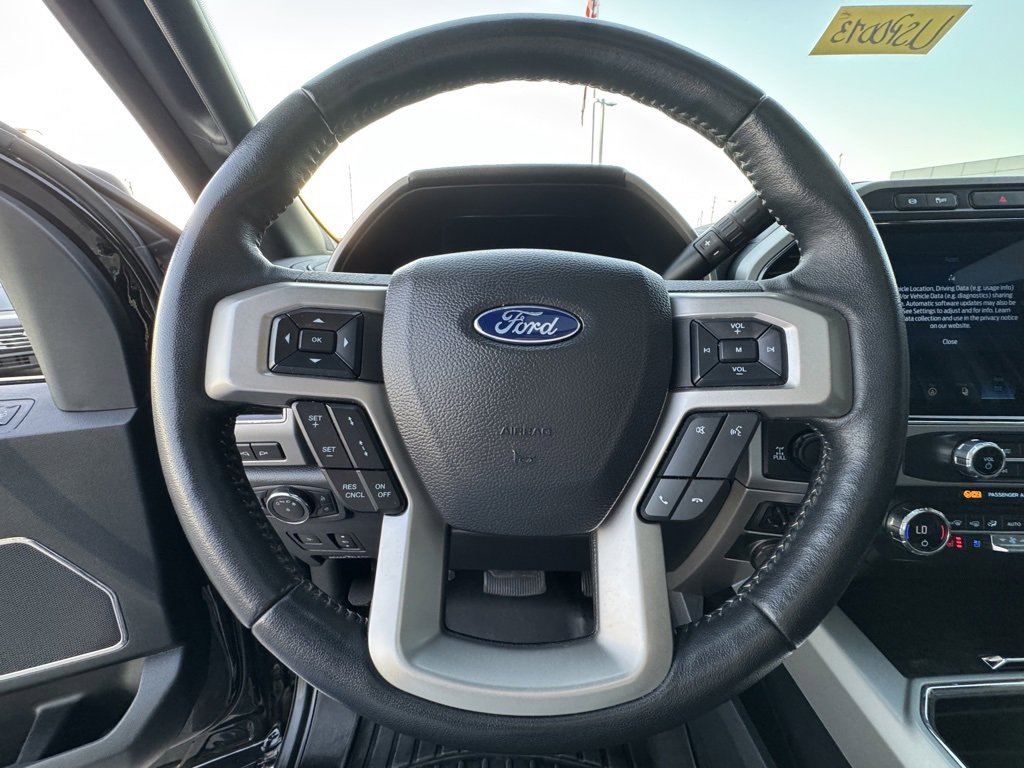 Used 2022 Ford F350 Lariat w/ Black Appearance Package image 34