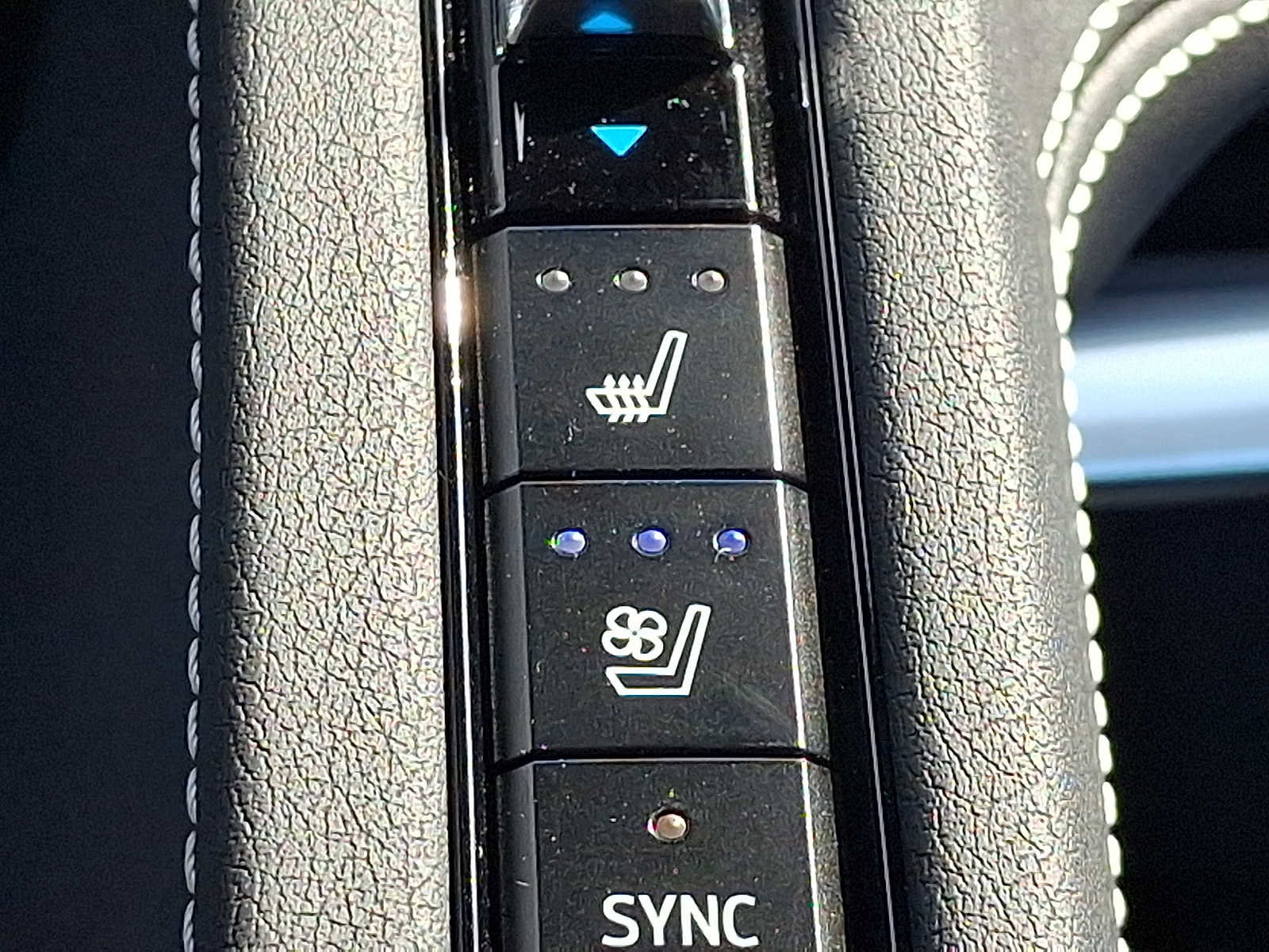 Used 2024 Chevrolet Corvette Stingray Preferred Cpe w/ Z51 Performance Package image 20