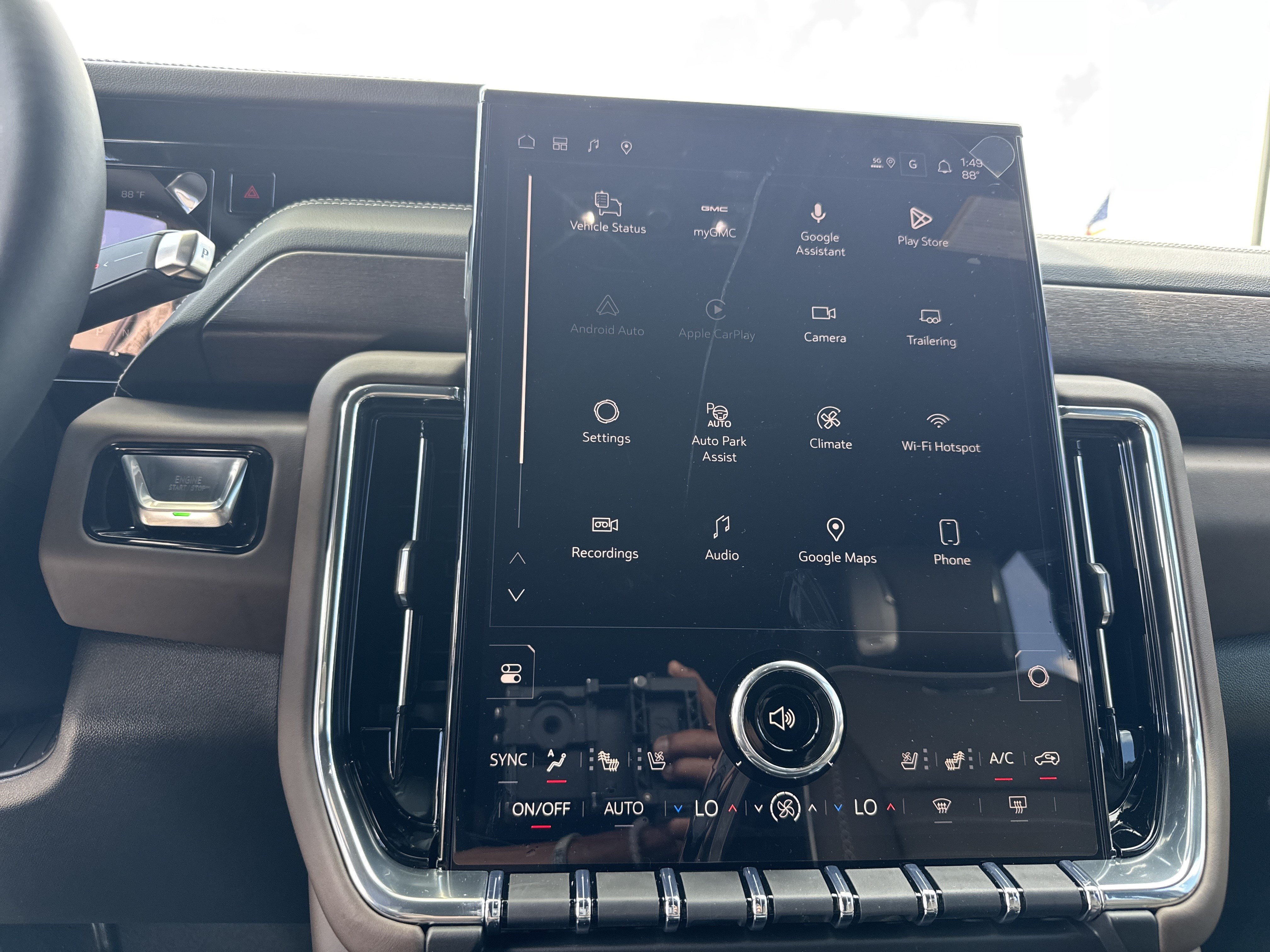 New 2026 GMC Yukon XL Denali Ultimate AWD/4WD image 23