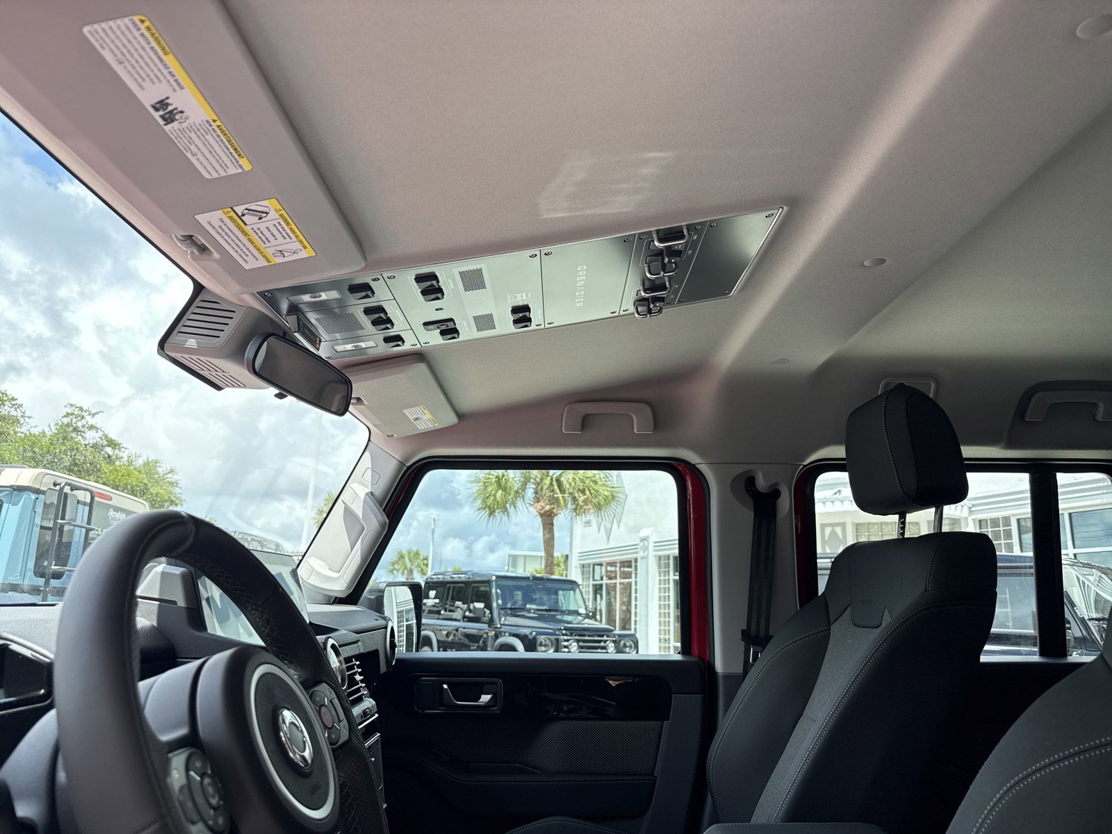 Used 2025 INEOS Grenadier image 14