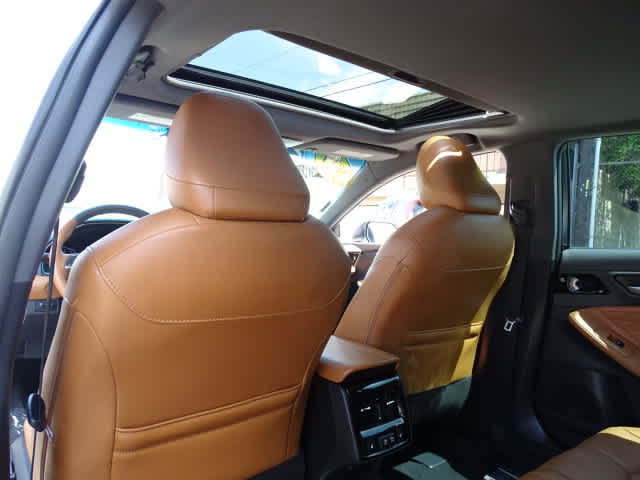 Used 2019 Toyota Avalon Limited w/ Advanced Safety Package FWD image 22