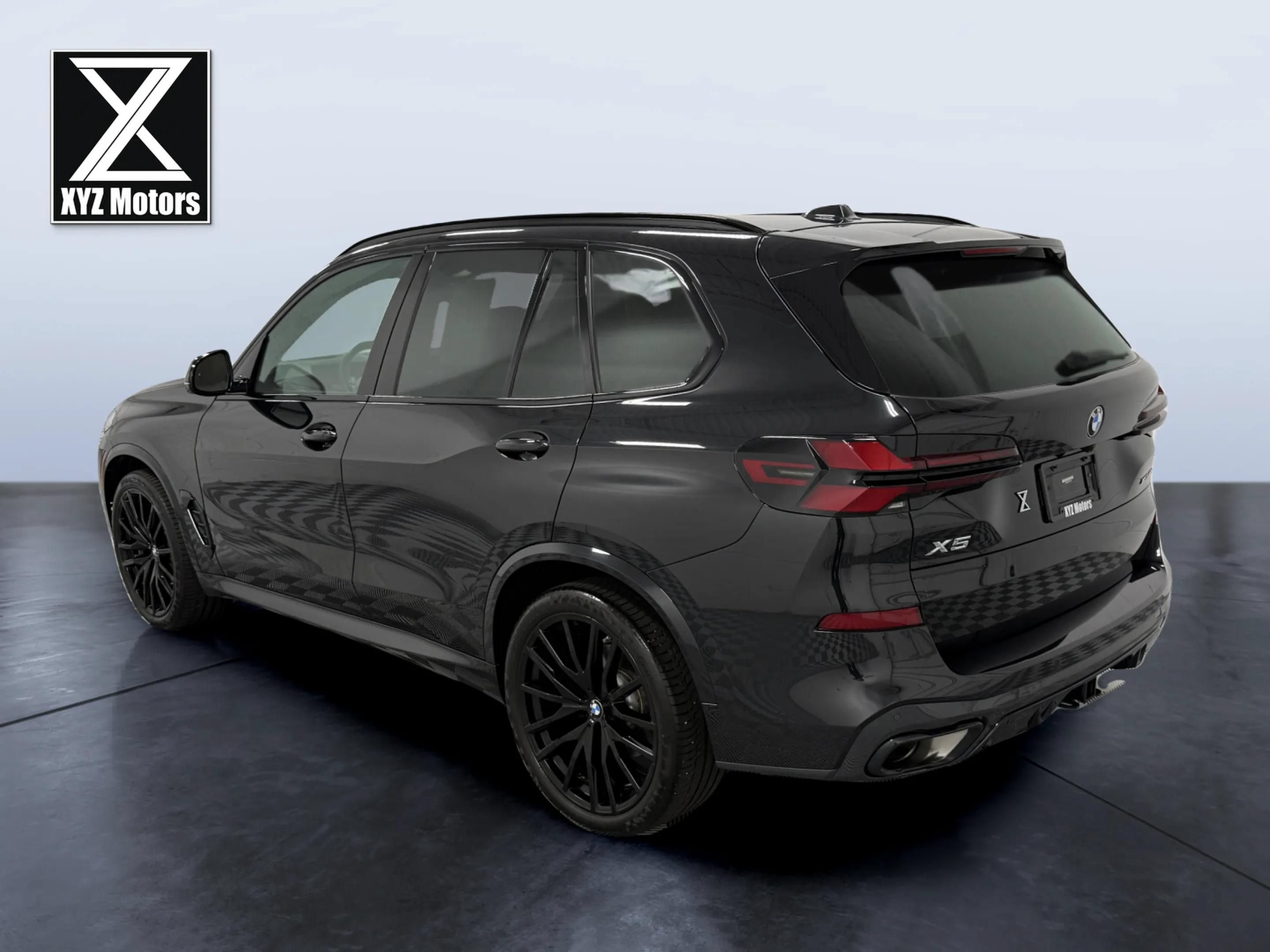 Used 2024 BMW X5 xDrive40i AWD/4WD image 4