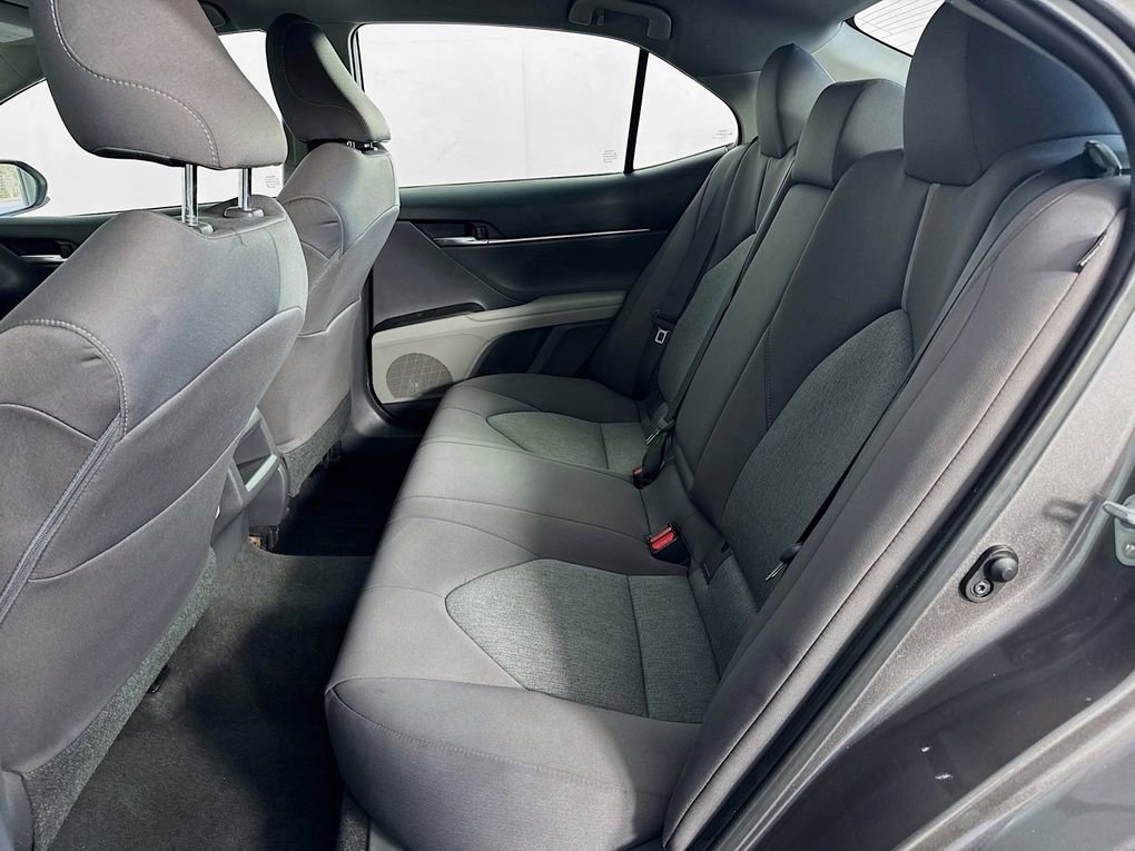 Used 2021 Toyota Camry LE image 26