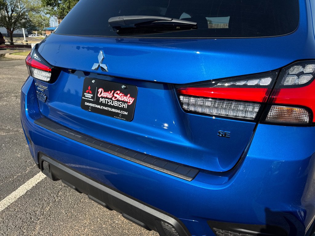New 2027 Mitsubishi Outlander Sport SE FWD image 44