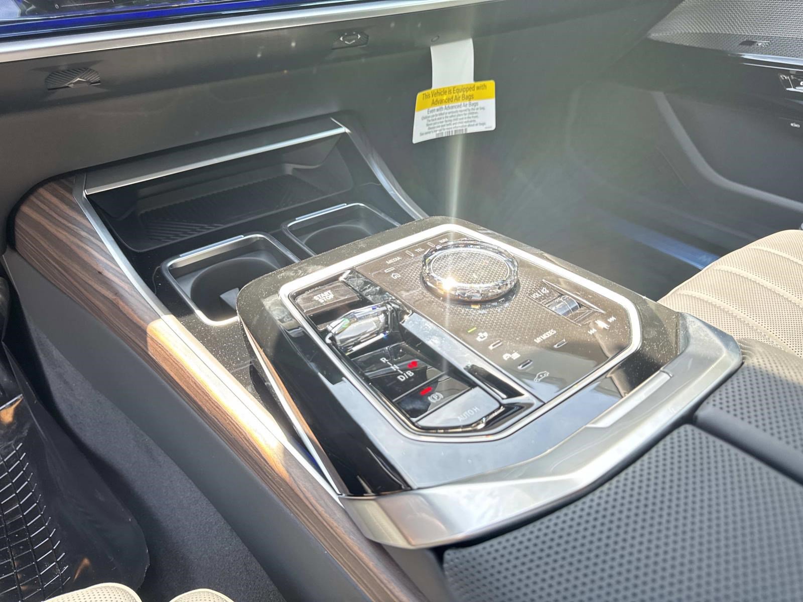 New 2026 BMW i7 xDrive60 AWD/4WD image 26