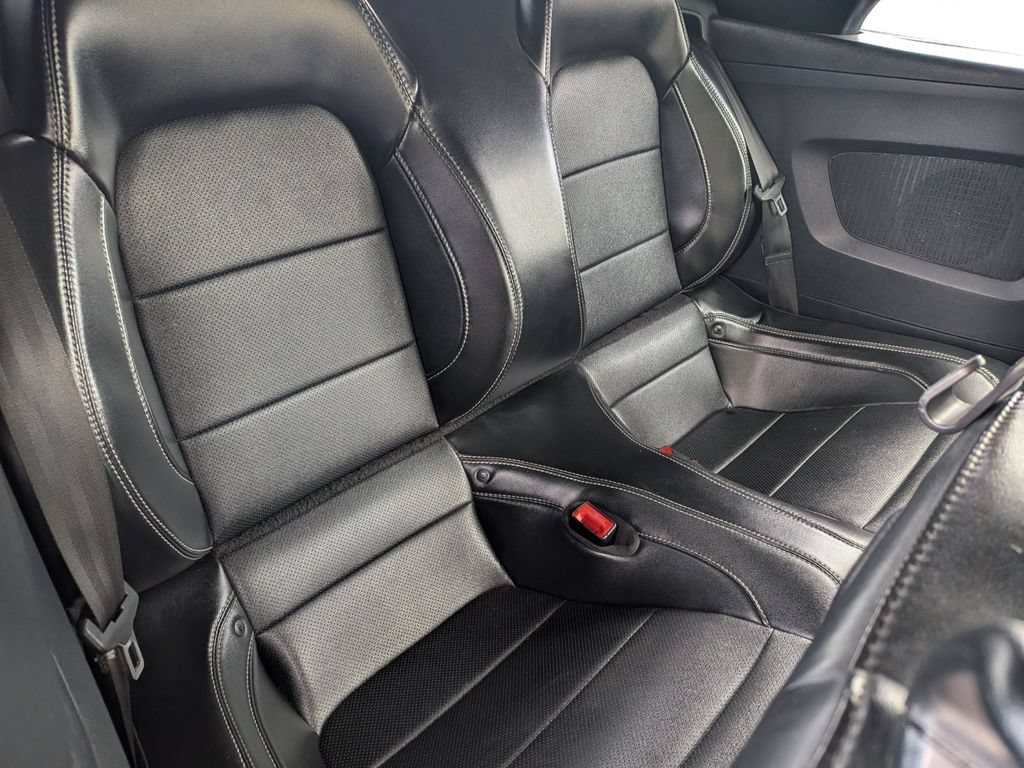 Used 2019 Ford Mustang Premium w/ Equipment Group 201A RWD image 34