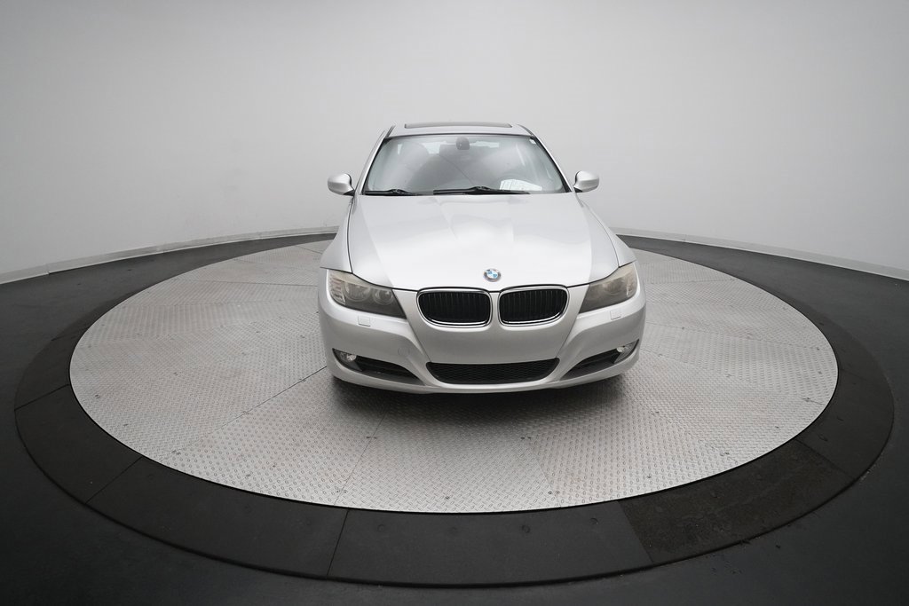 Used 2009 BMW 328i xDrive Sedan image 11