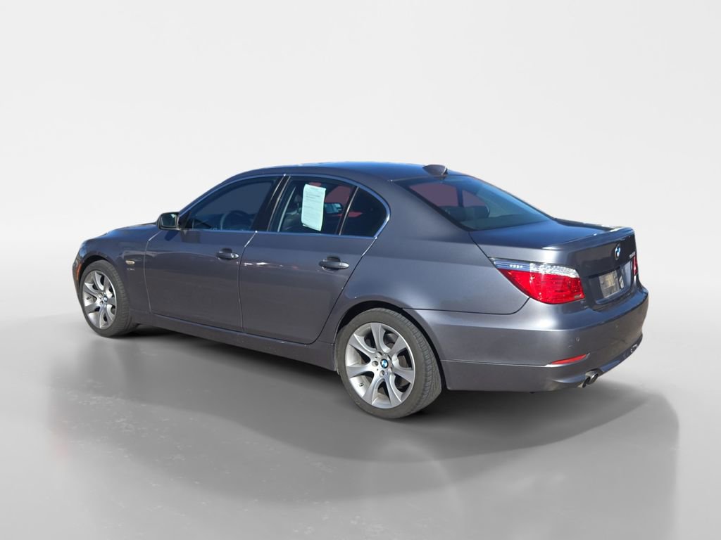 Used 2010 BMW 535i xDrive Sedan image 3