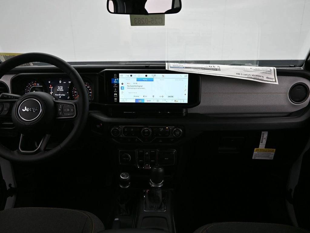 New 2025 Jeep Gladiator Sport image 17