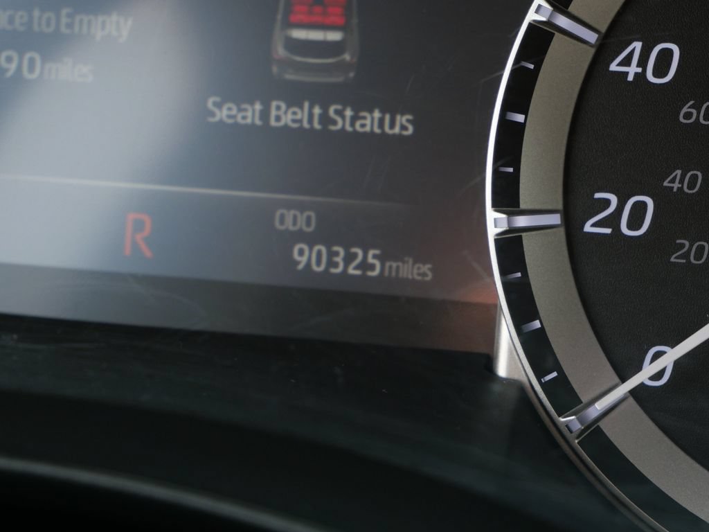 Used 2022 Toyota Highlander XLE AWD/4WD image 34