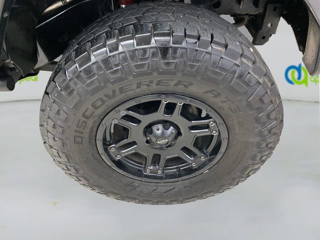 Used 2015 Jeep Wrangler Unlimited Sahara image 16