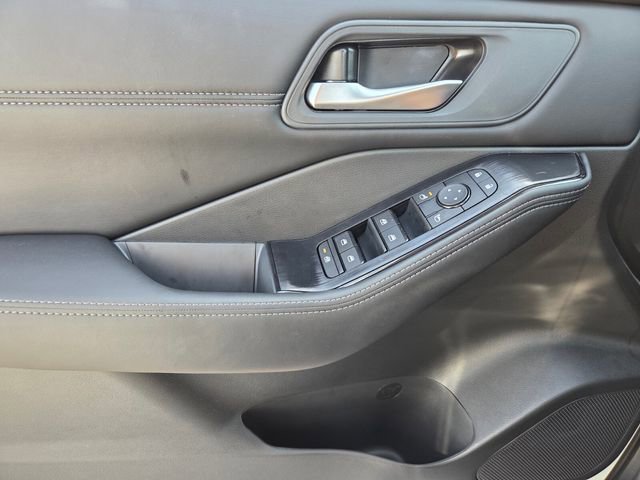New 2026 Nissan Rogue Dark Armor FWD image 22