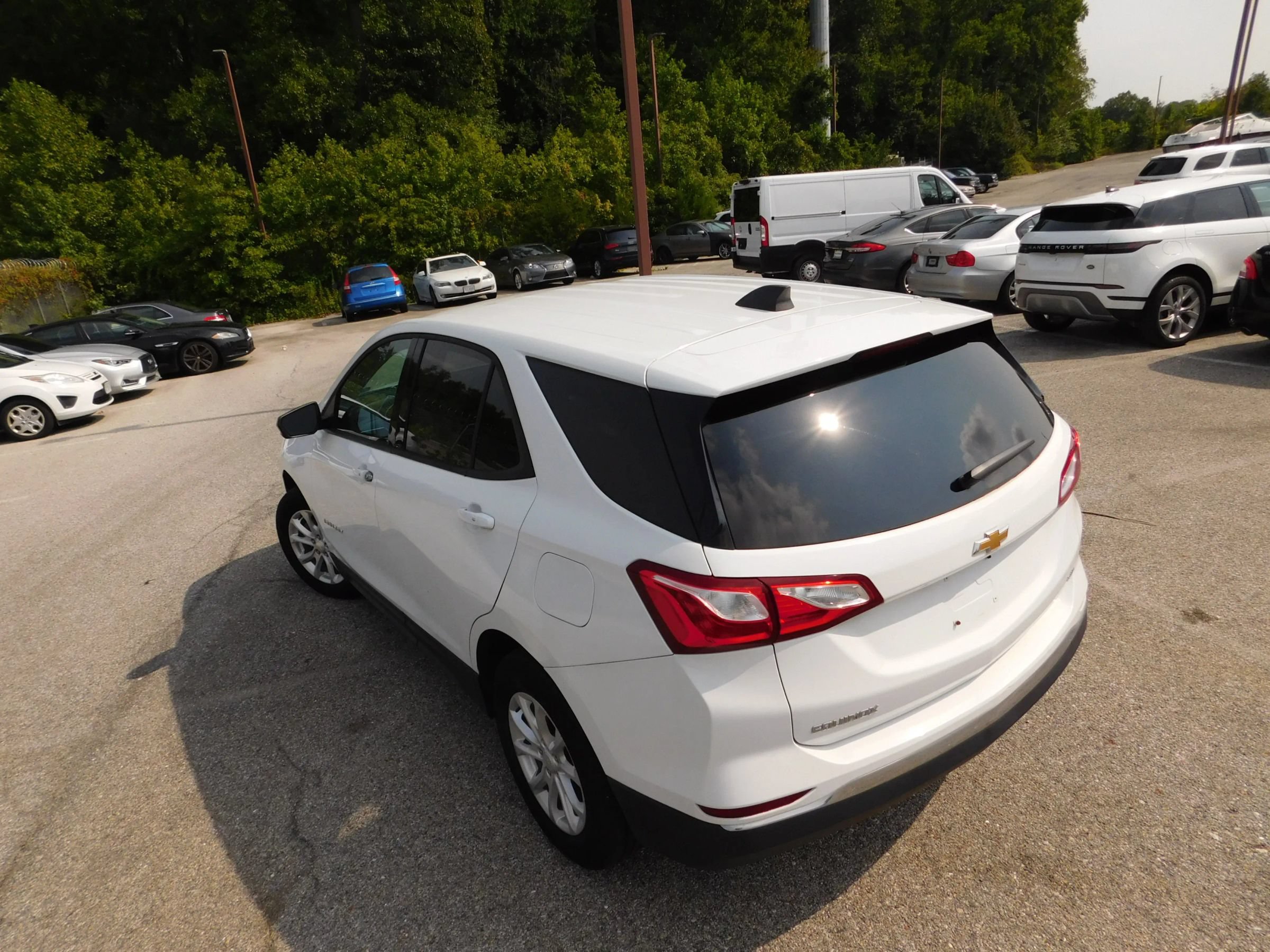 Used 2018 Chevrolet Equinox LS AWD/4WD image 7