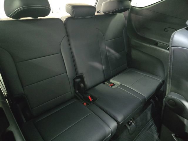 Used 2024 Chevrolet Traverse LT w/ Enhanced Driving Package image 16