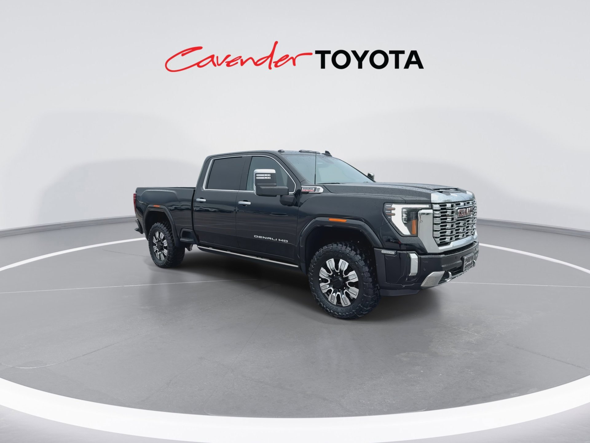 Used 2025 GMC Sierra 2500 Denali w/ Denali Reserve Package AWD/4WD image 2