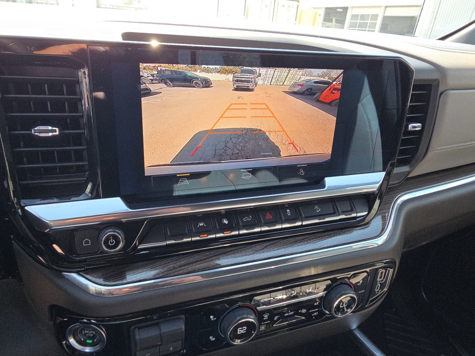 Used 2023 Chevrolet Silverado 1500 LT w/ Z71 Off-Road Package image 19