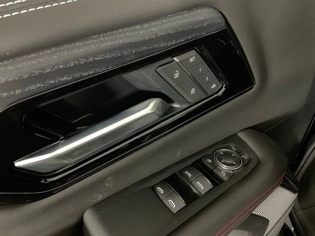 New 2026 GMC Yukon XL AT4 Ultimate AWD/4WD image 27