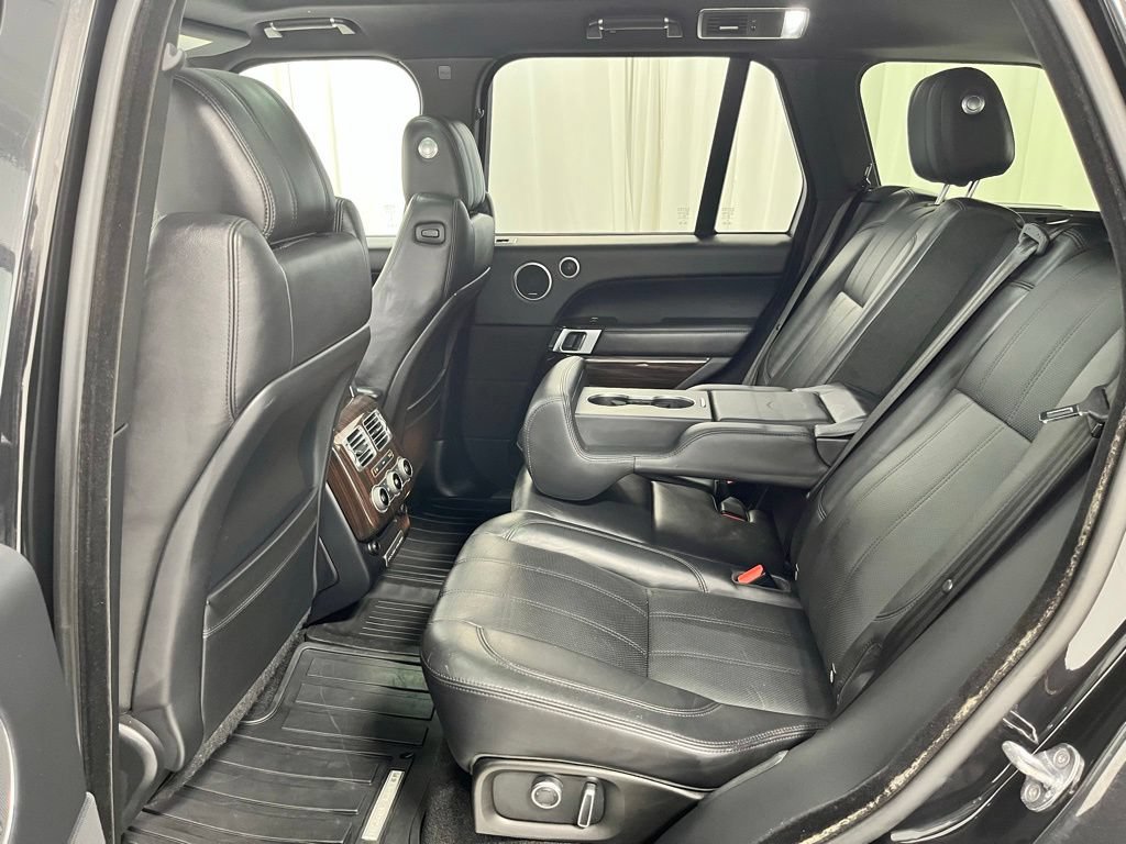 Used 2016 Land Rover Range Rover Supercharged AWD/4WD image 39