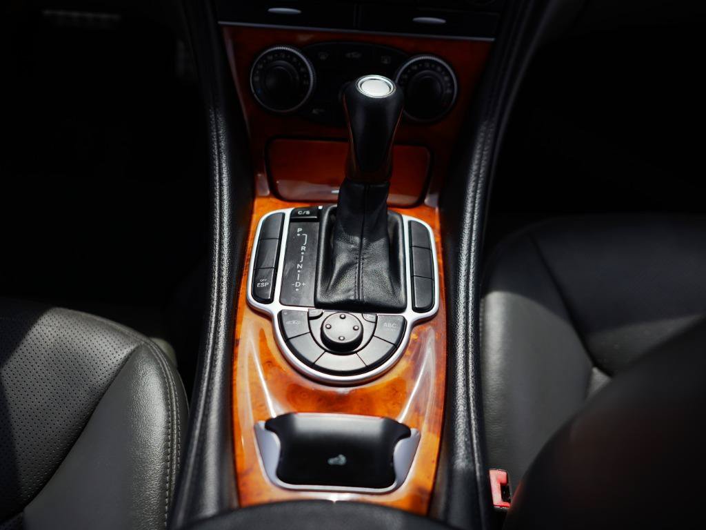 Used 2005 Mercedes-Benz SL 500 image 26