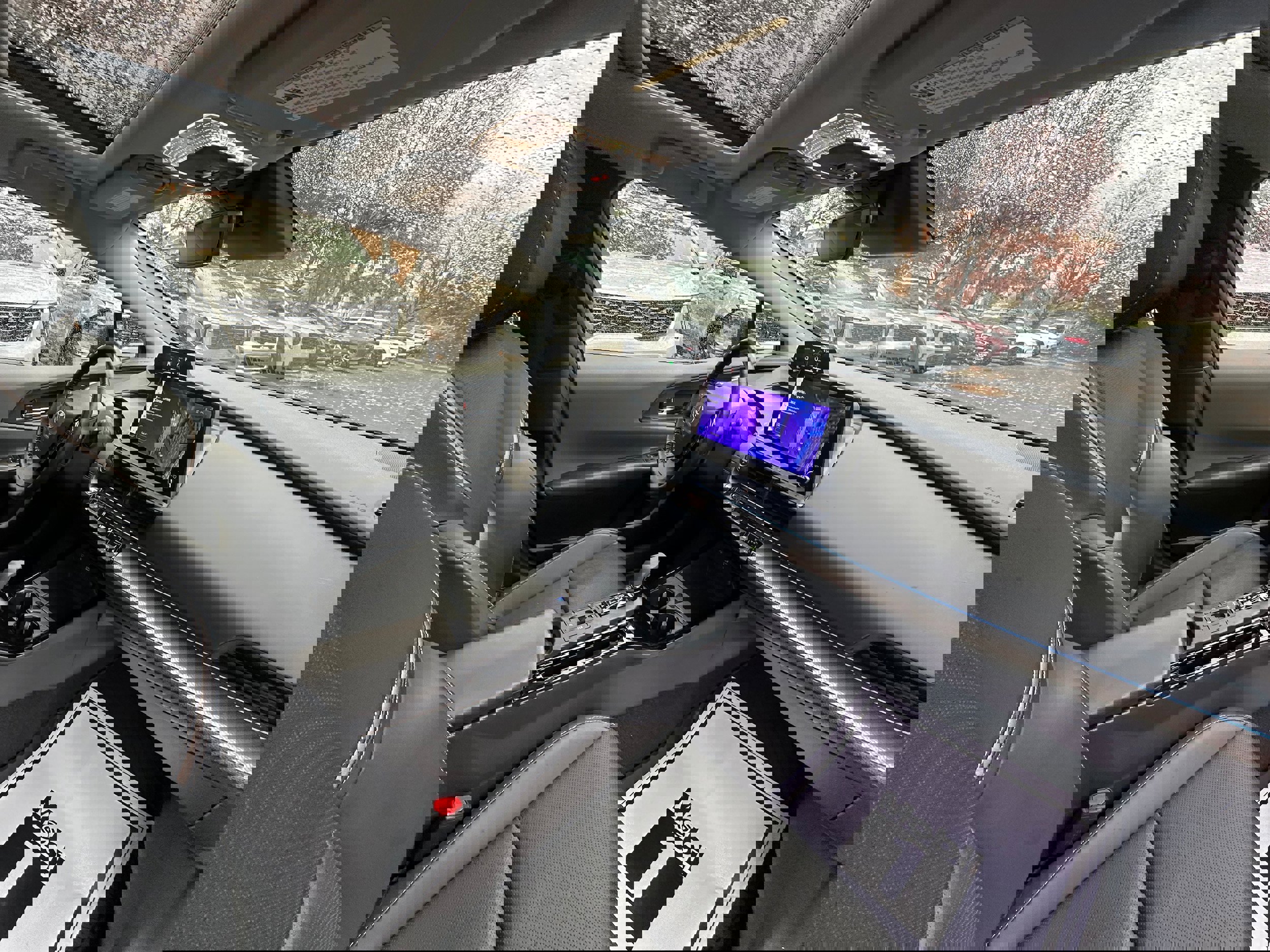 Used 2023 Toyota Prius LE image 22