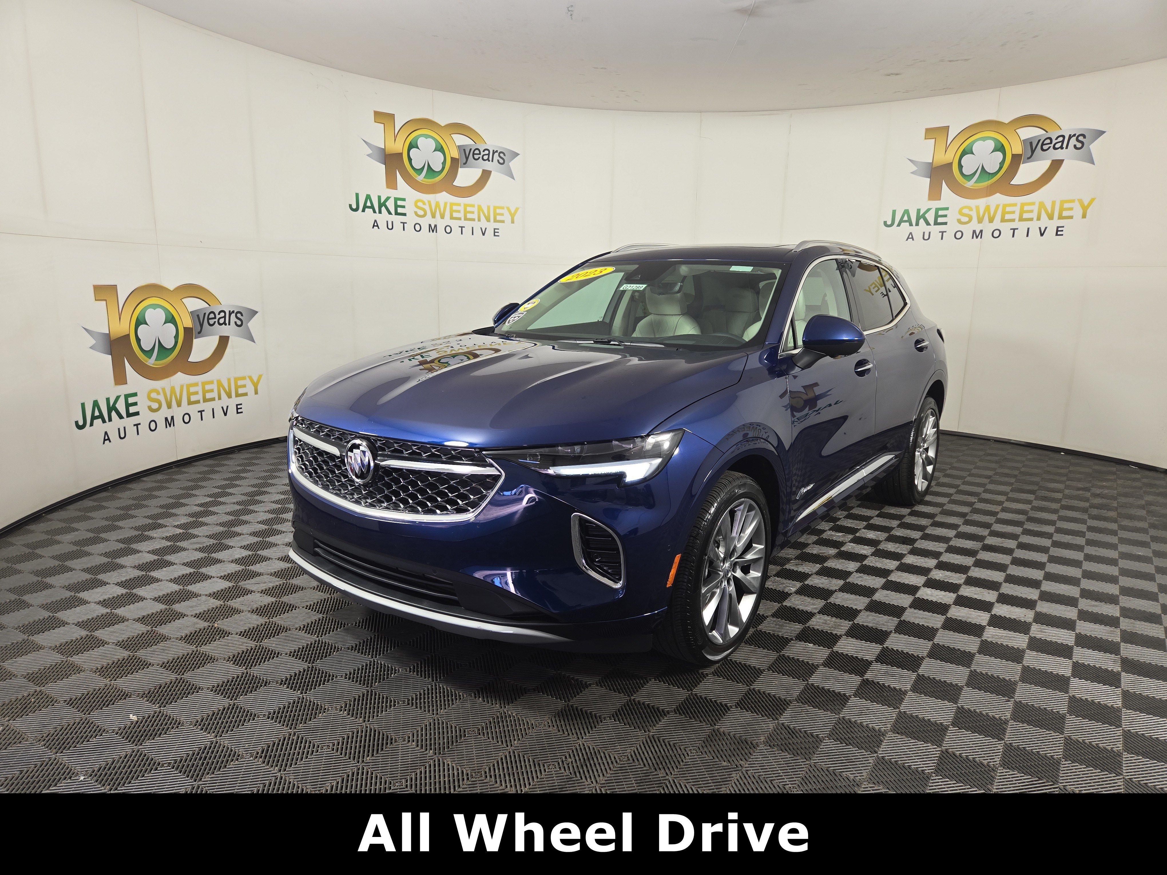 Used 2023 Buick Envision Avenir AWD/4WD image 3