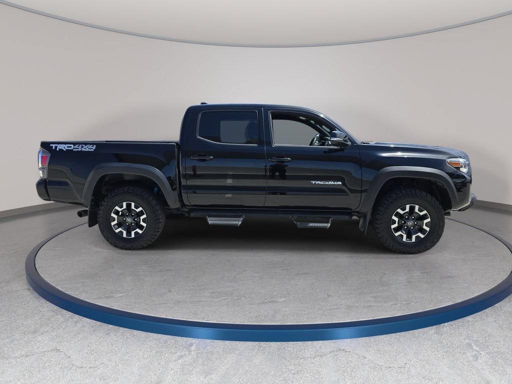 Used 2022 Toyota Tacoma TRD Off-Road w/ Technology Package AWD/4WD image 5