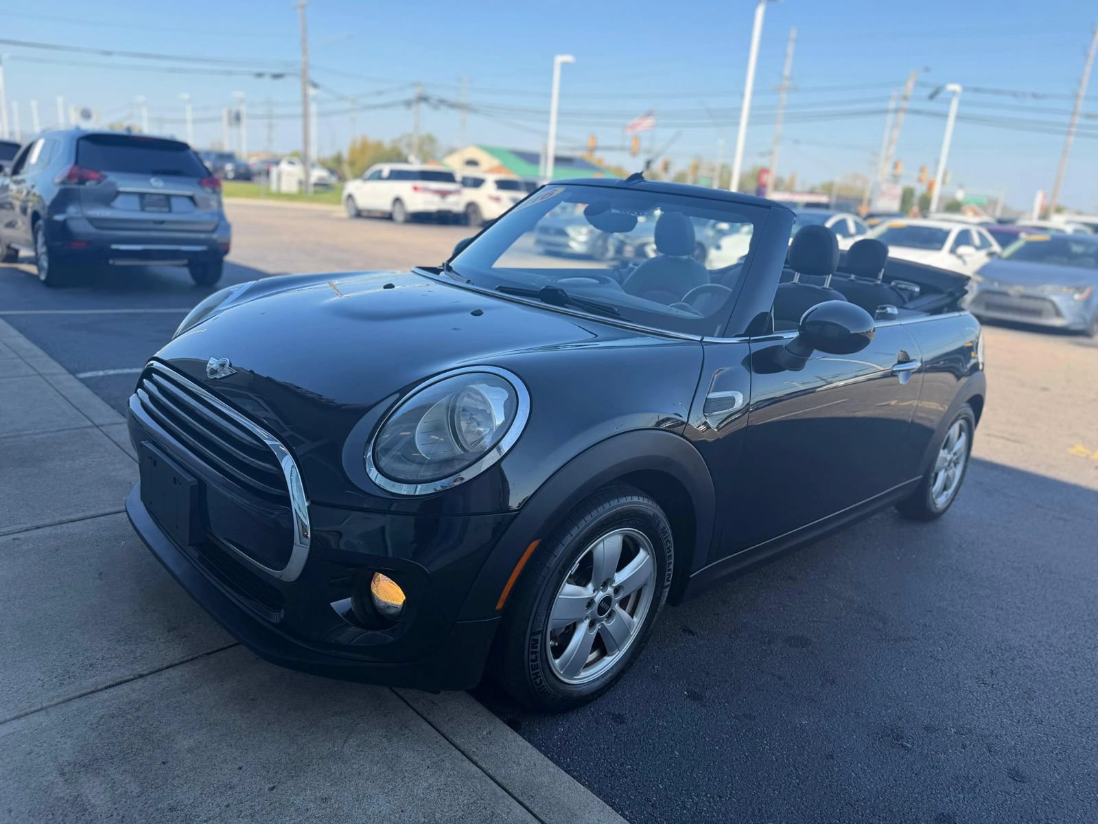 Used 2016 MINI Cooper Convertible FWD image 12