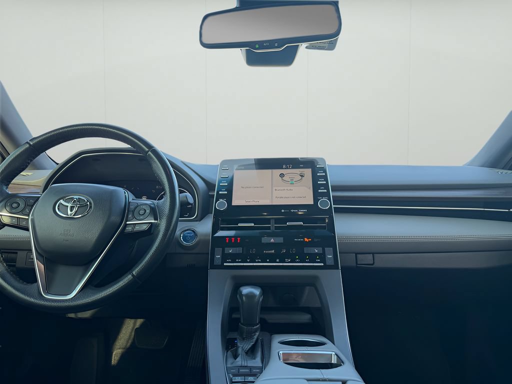 Used 2020 Toyota Avalon XLE w/ Moonroof Package FWD image 10