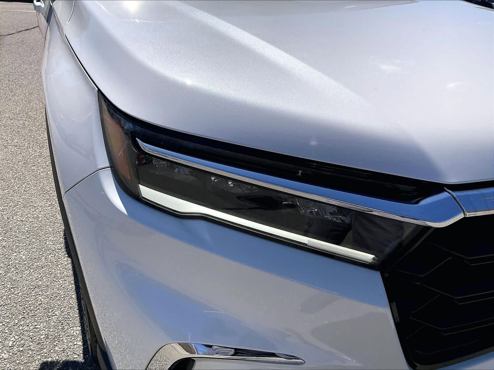 Used 2025 Honda Pilot Touring image 33