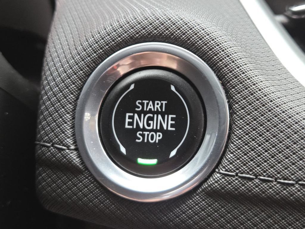 Used 2024 Chevrolet TrailBlazer LT w/ LT Cold Weather Package FWD image 30