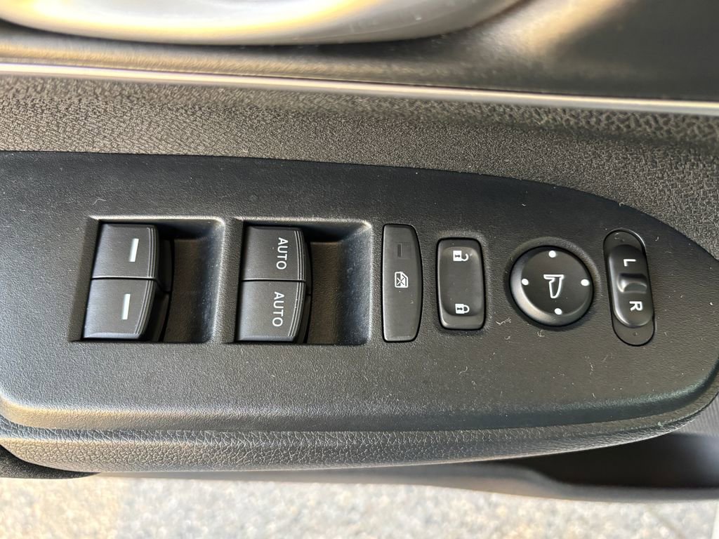 Used 2022 Honda CR-V EX image 27