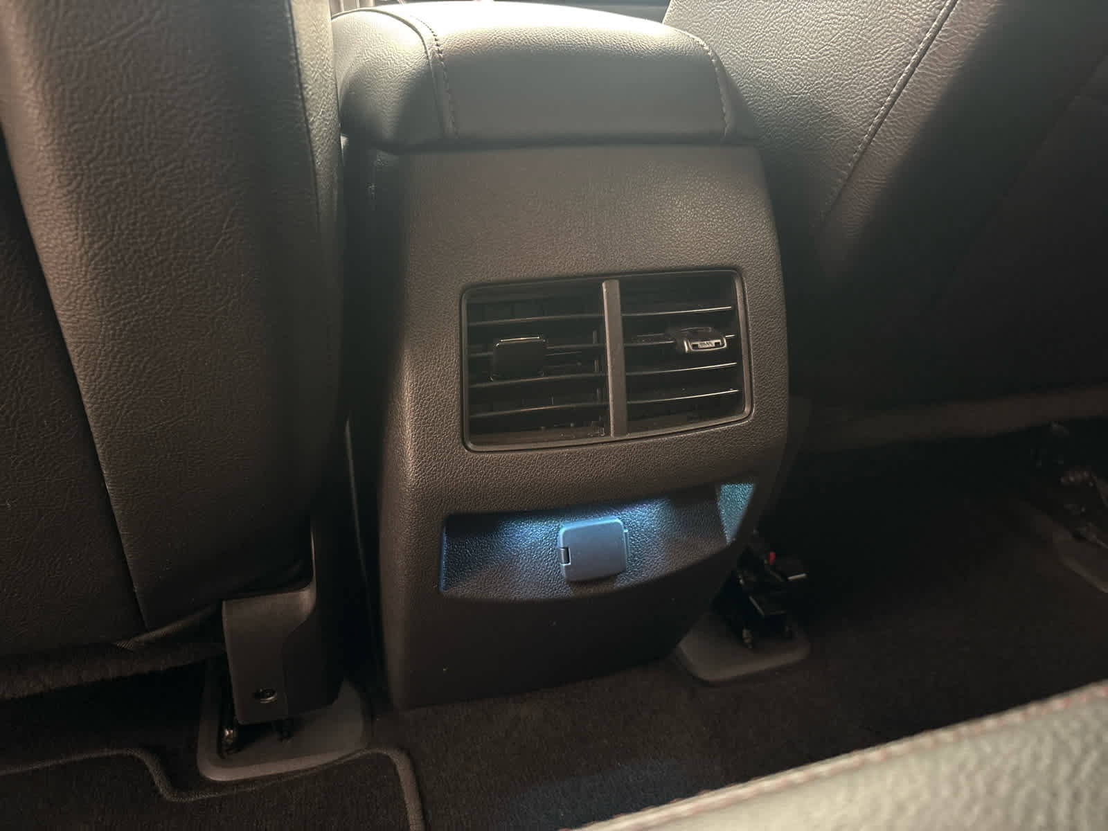 Used 2014 Ford Edge Limited AWD/4WD image 23